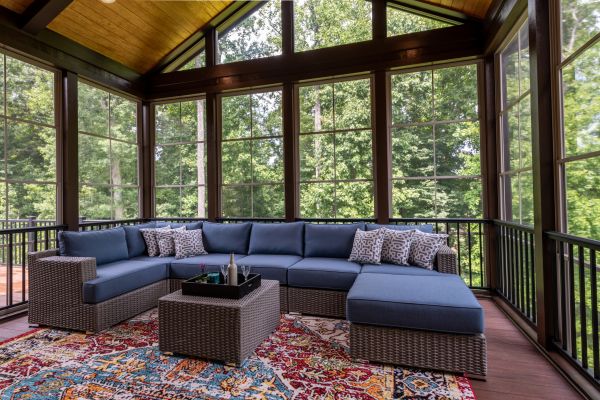 Enclosed Deck Installation in Chattanooga
