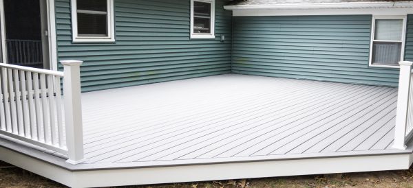 Vinyl Decking Installation in Chattanooga